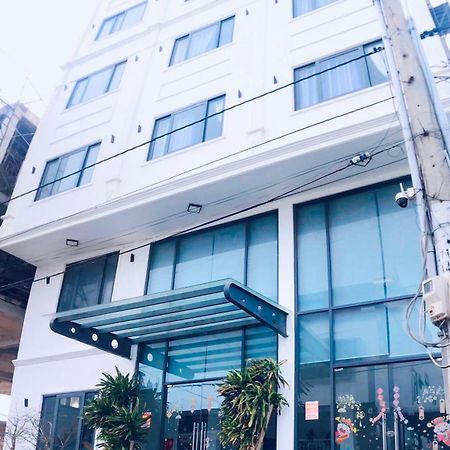 Ht Hotel Xuyên Mộc Exteriör bild