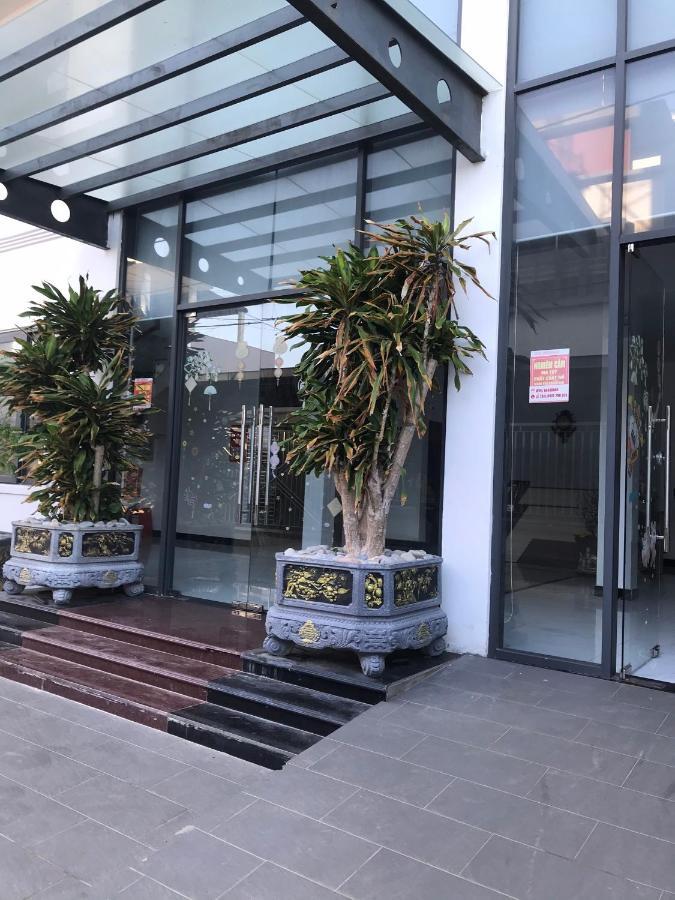 Ht Hotel Xuyên Mộc Exteriör bild