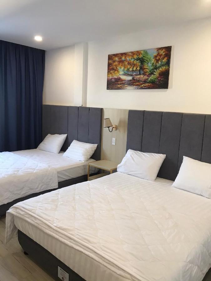 Ht Hotel Xuyên Mộc Exteriör bild